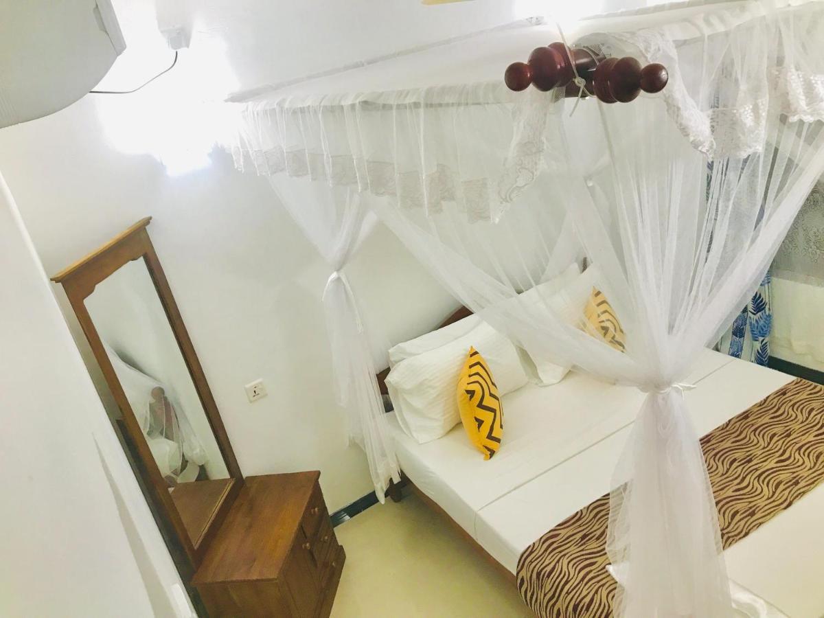 Sahana Sri Villa Bentota Esterno foto