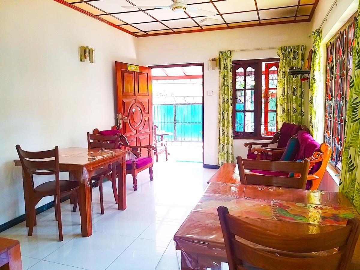 Sahana Sri Villa Bentota Esterno foto